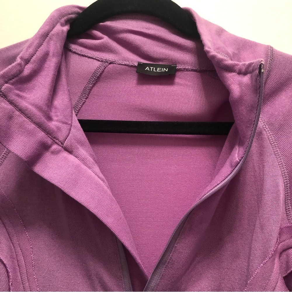 Stunning Atlein fancy sweatshirt too with stunning detail and deconstruction